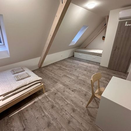 Apartmany Monastery Suites Zirec Dvůr Králové nad Labem Exteriér fotografie