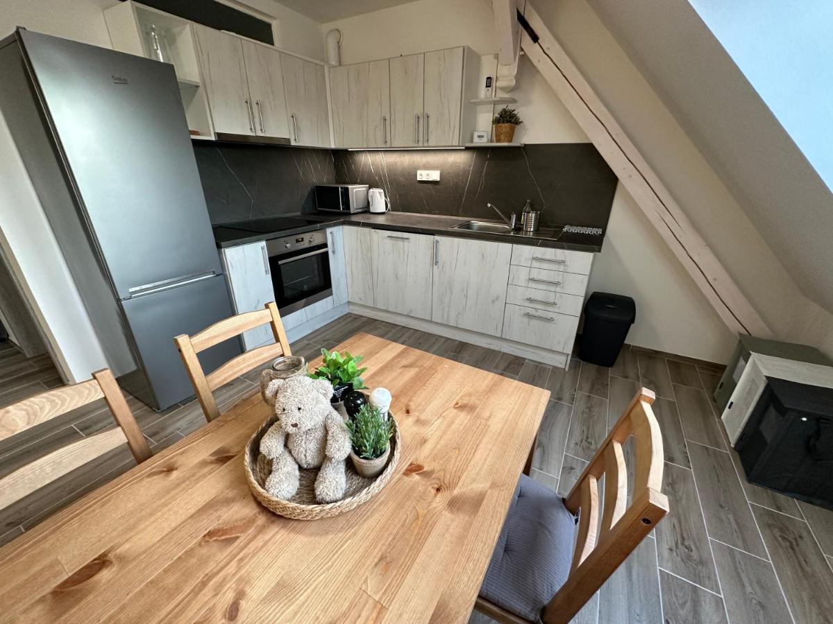 Apartmany Monastery Suites Zirec Dvůr Králové nad Labem Exteriér fotografie