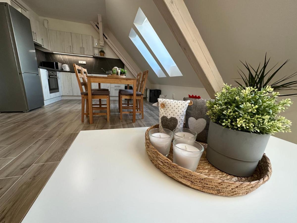 Apartmany Monastery Suites Zirec Dvůr Králové nad Labem Exteriér fotografie