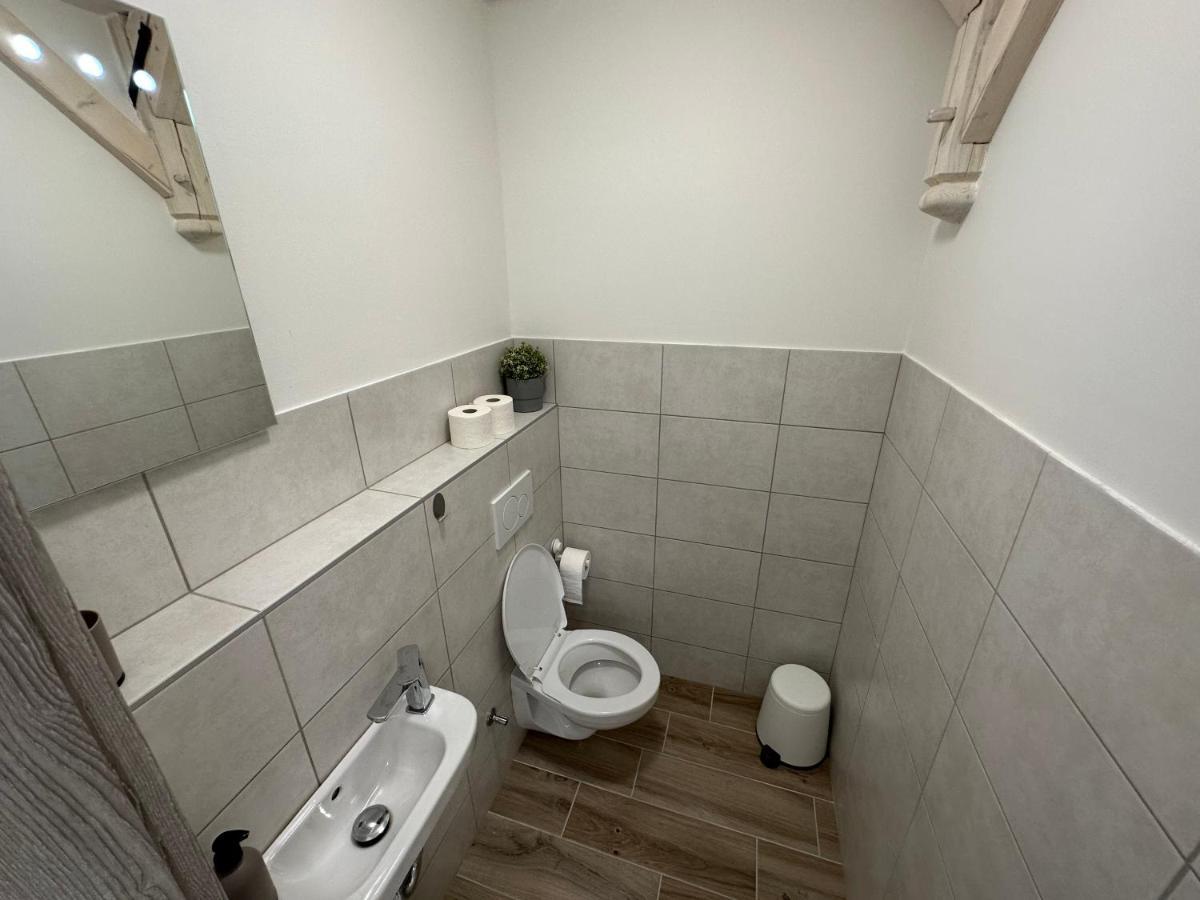 Apartmany Monastery Suites Zirec Dvůr Králové nad Labem Exteriér fotografie