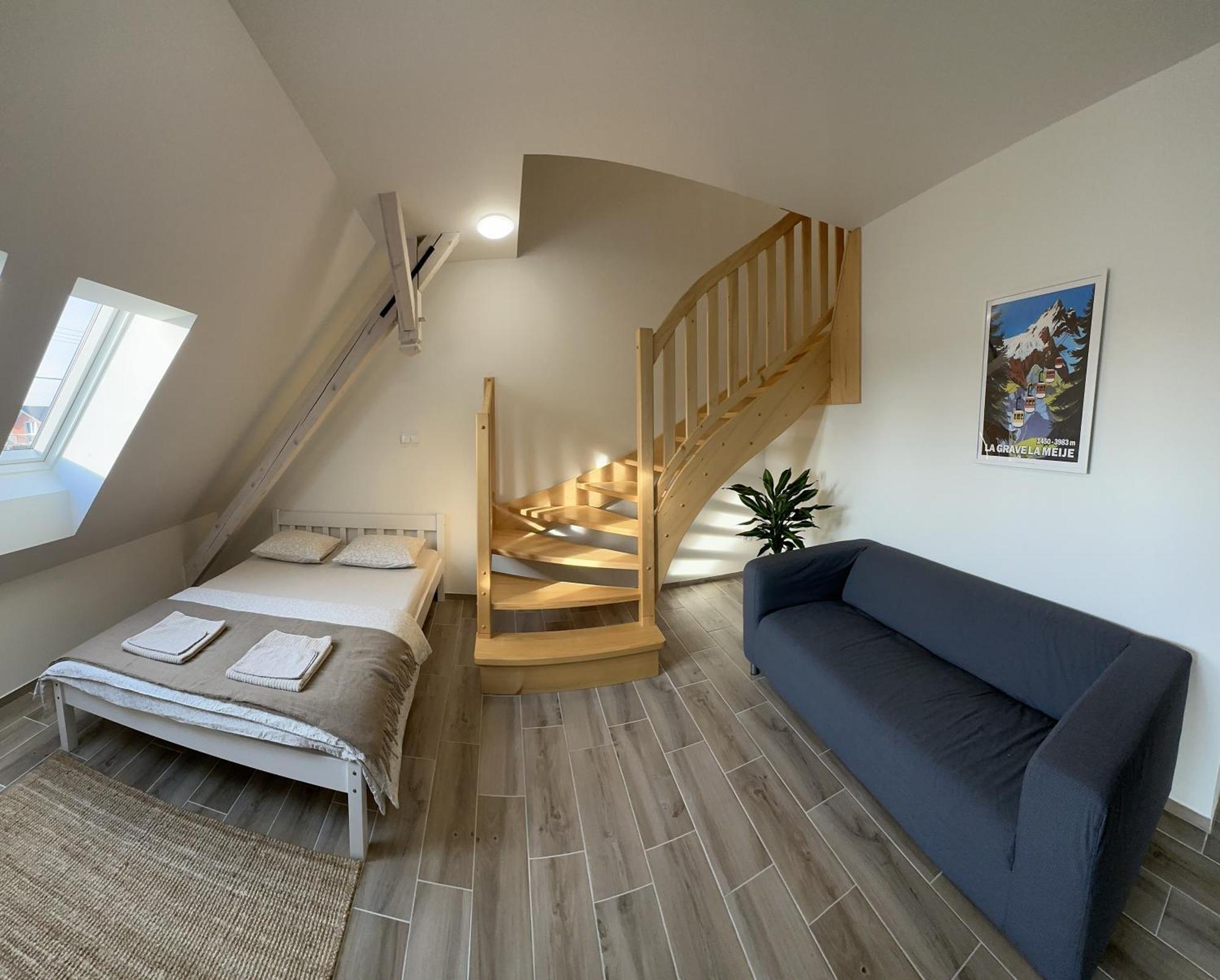 Apartmany Monastery Suites Zirec Dvůr Králové nad Labem Exteriér fotografie