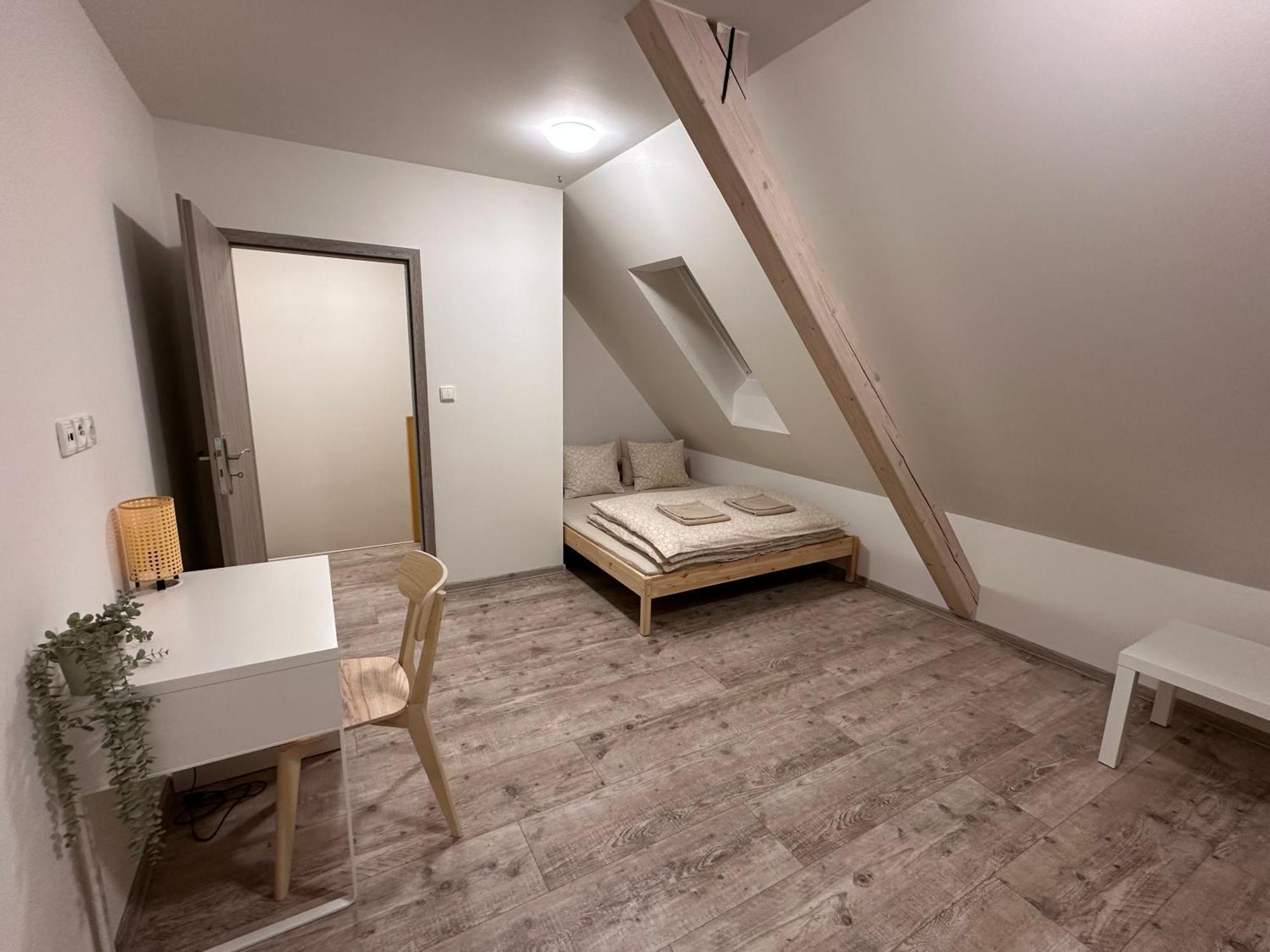 Apartmany Monastery Suites Zirec Dvůr Králové nad Labem Exteriér fotografie